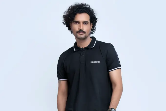 Classic  Jet Black Polo Tshirt(KN002)